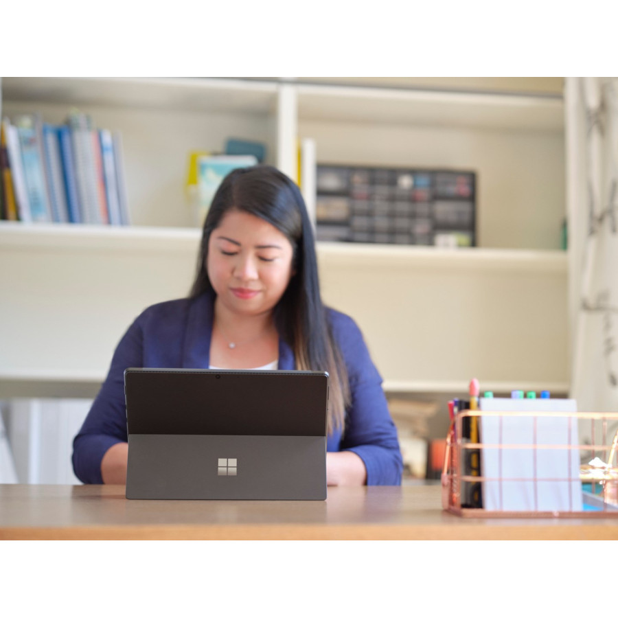 Microsoft Surface Pro 8 i5-1145G7 13.0" 2880x1920 120Hz 16GB DDR4 4266 SSD256 Intel Intel Iris Xe W10Pro Graphite